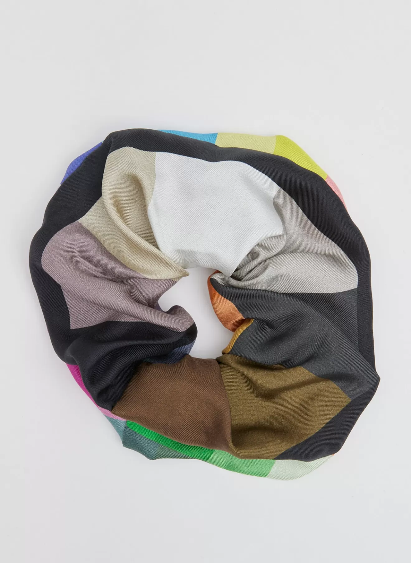 Store Silk Twill Color Wheel Scrunchie Fundamentals